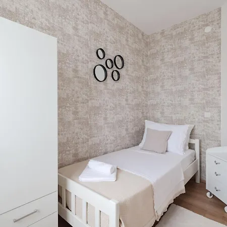 Casa de Férias Holiday Fabio By Interhome *