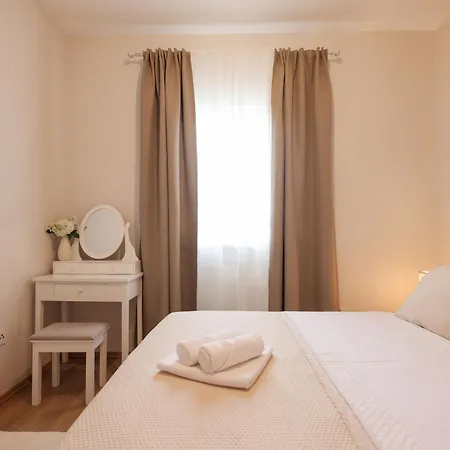 Casa de Férias Holiday Fabio By Interhome Banjevci