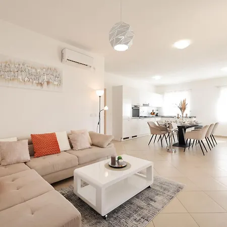 Holiday Fabio By Interhome Banjevci